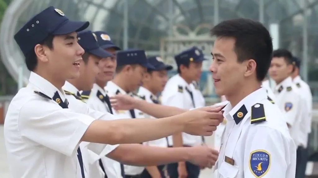 ao dong phuc vinhomes 4