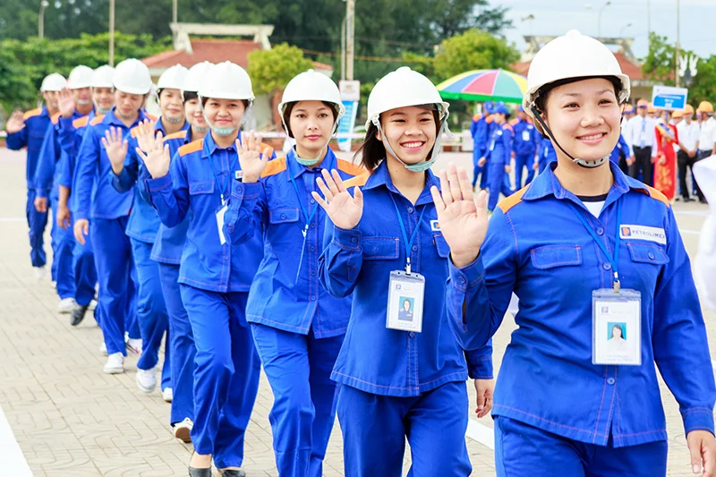 Tổng hợp đồng phục công ty ở các lĩnh vực kinh doanh khác nhau 7 đồng phục công nhân