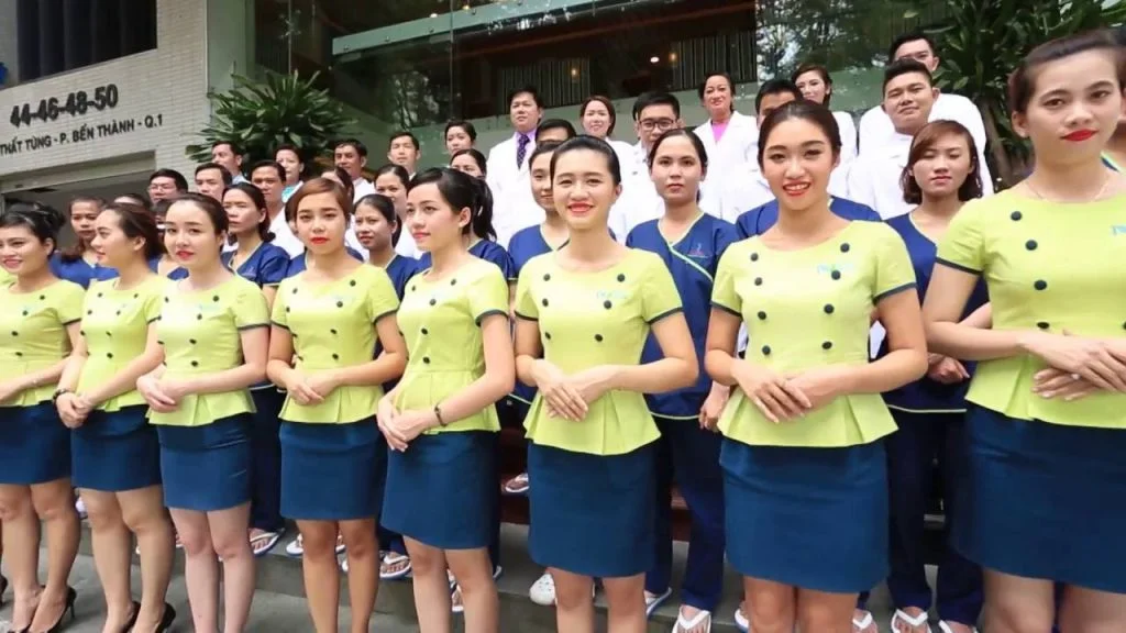 đồng phục thẩm mỹ viện