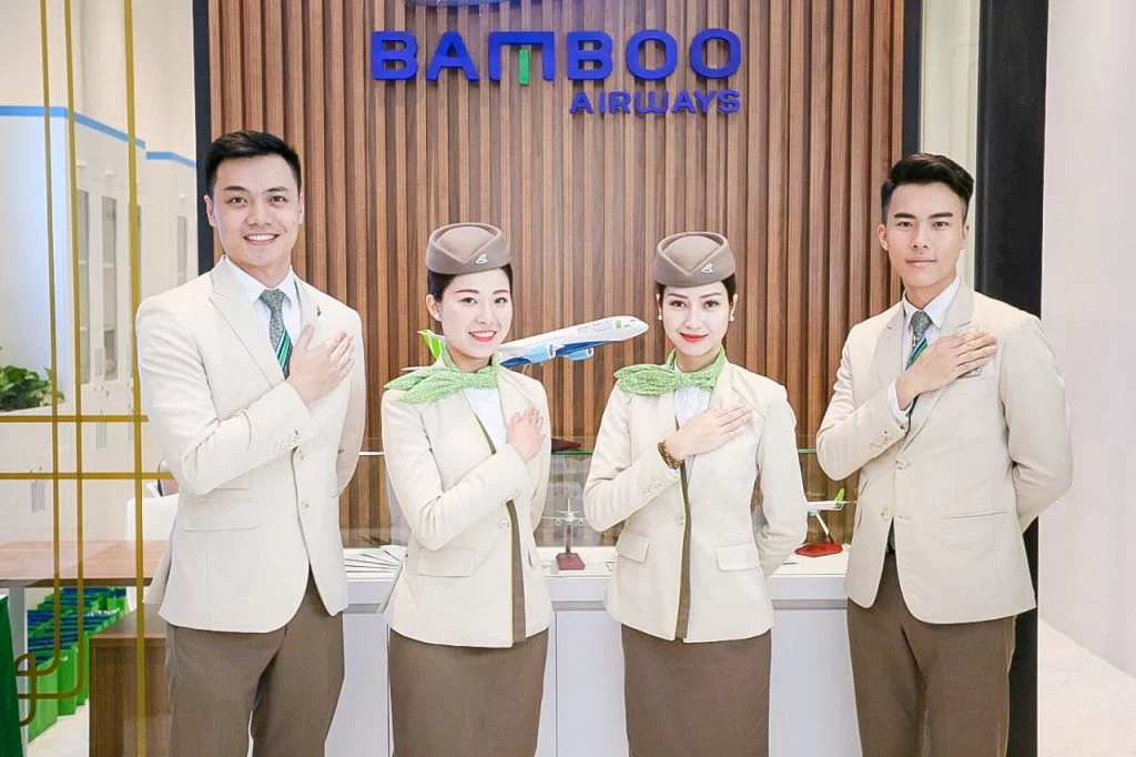 đồng phục tiếp viên