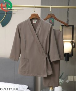 Đồng phục spa màu nâu ghi tay lửng