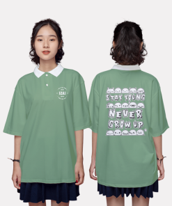 Áo lớp có cổ màu xanh rêu